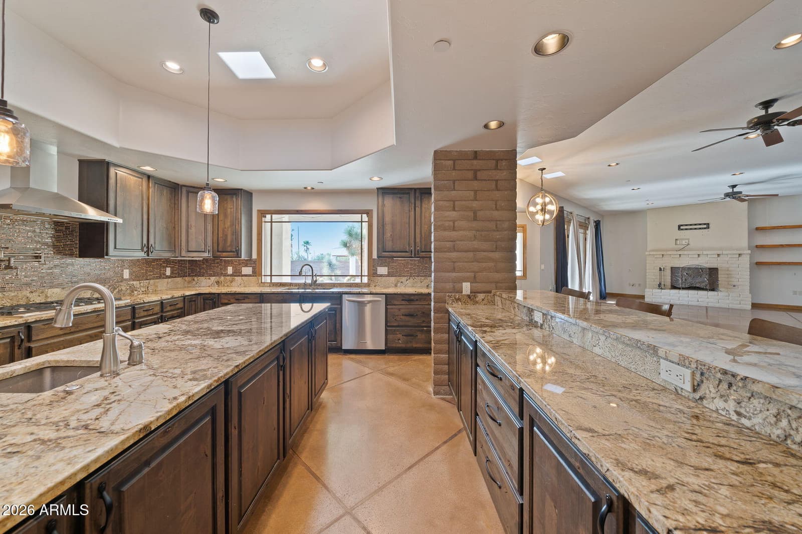 8755 N Sunnyslope Drive, Tucson, AZ 85704 — photo 17 of 47