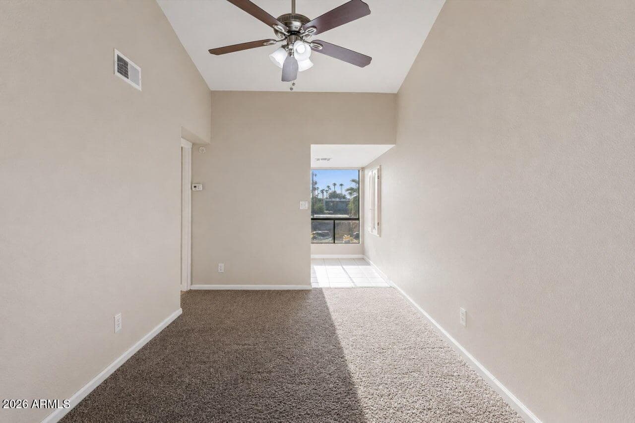 3301 E Earll Drive 223, Phoenix, AZ 85018 — photo 6 of 24