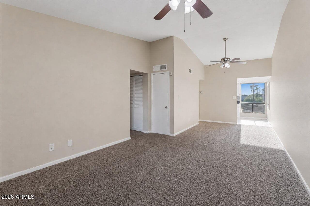 3301 E Earll Drive 223, Phoenix, AZ 85018 — photo 4 of 24