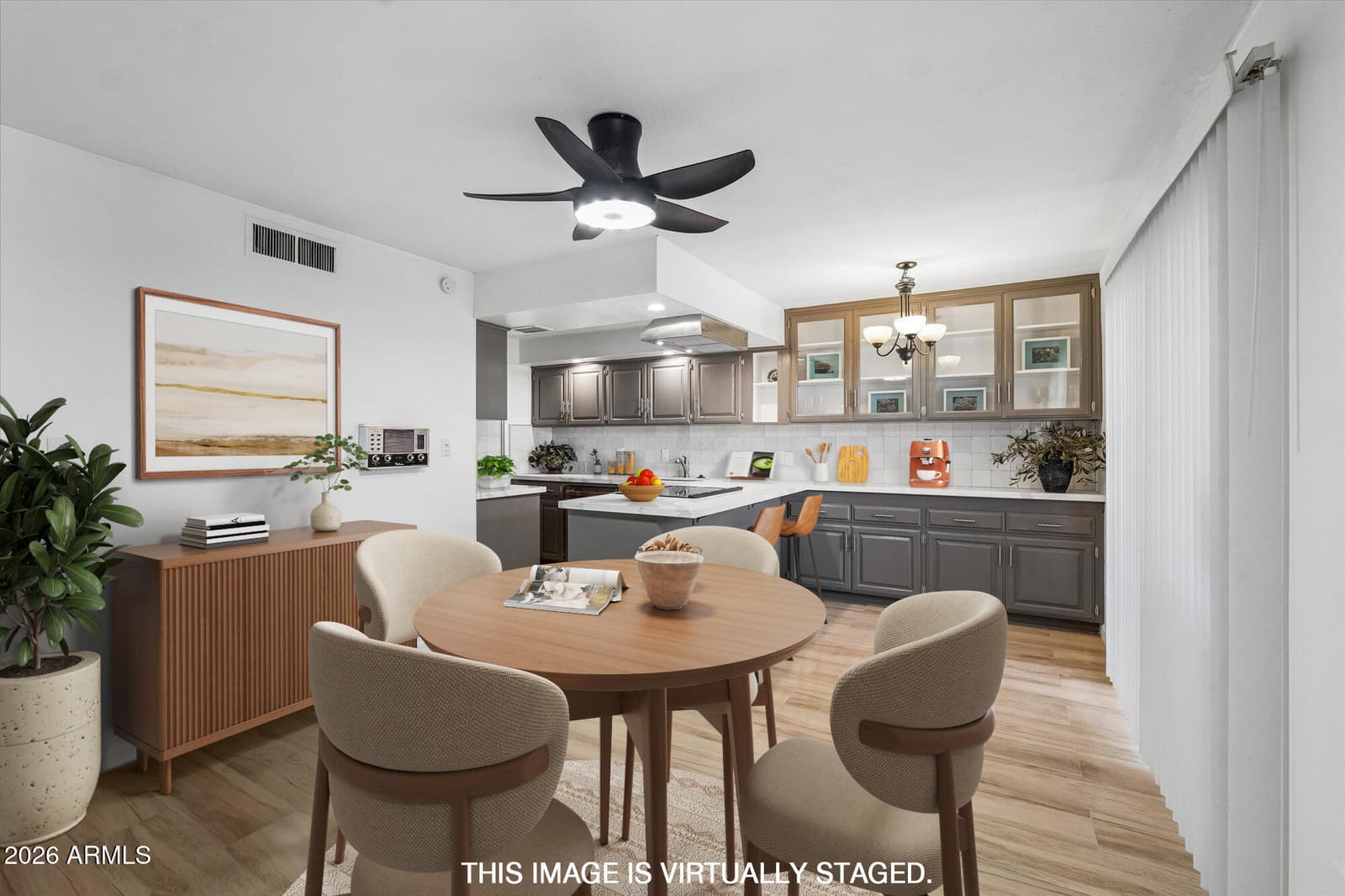 8135 N Central Avenue Avenue 4, Phoenix, AZ 85020 — photo 8 of 50