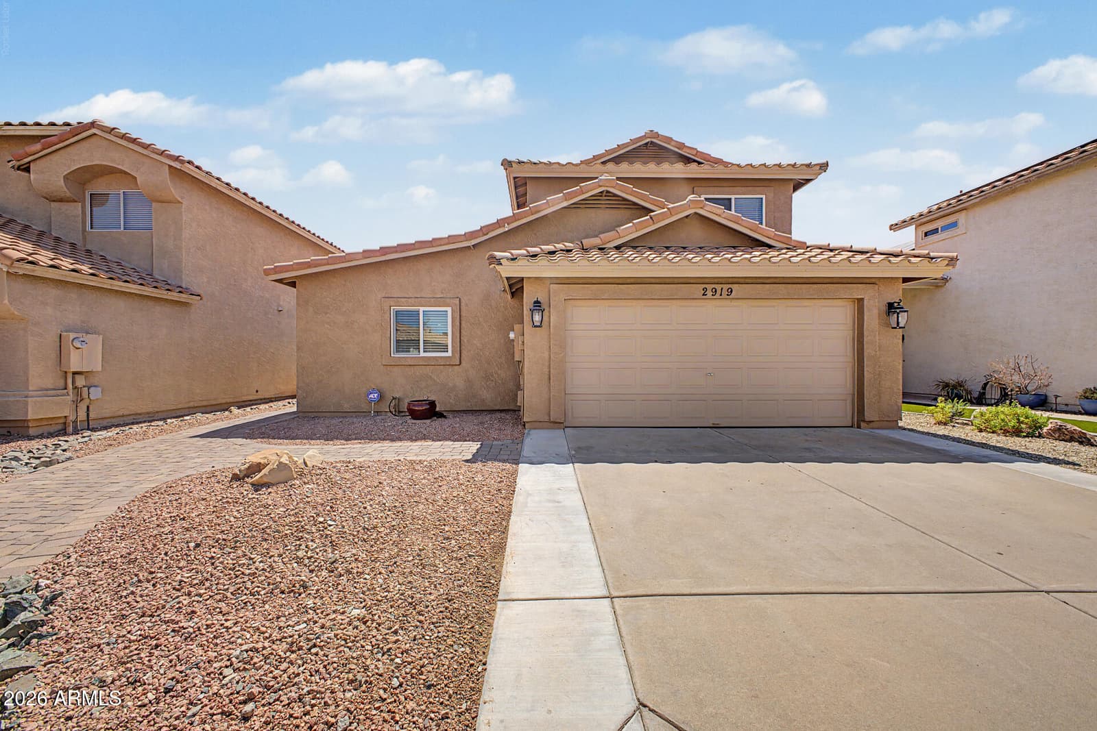 2919 E Woodland Drive, Phoenix, AZ 85048 — photo 1 of 36