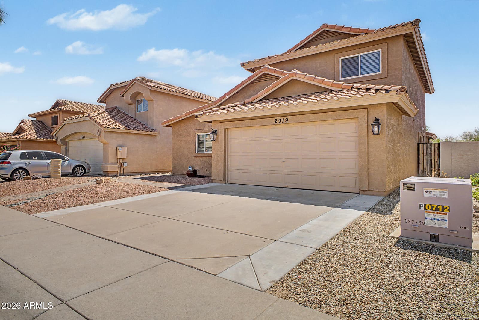 2919 E Woodland Drive, Phoenix, AZ 85048 — photo 3 of 36