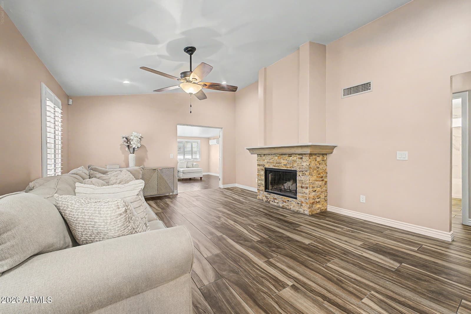 2919 E Woodland Drive, Phoenix, AZ 85048 — photo 7 of 36