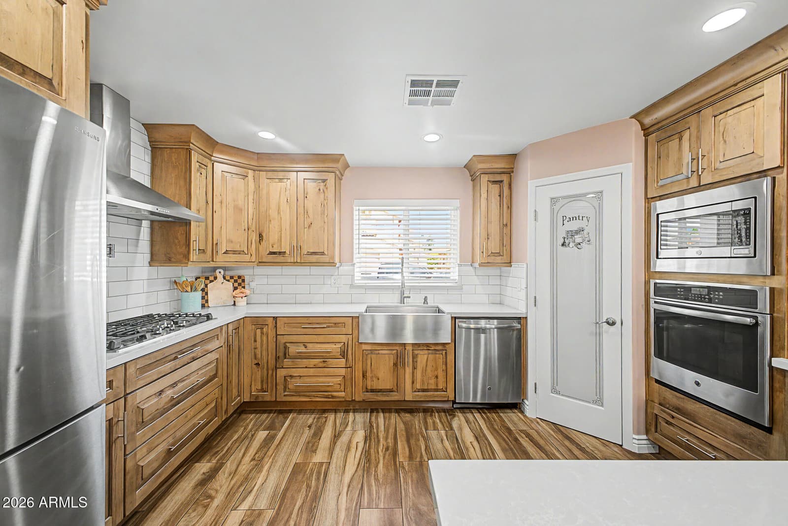2919 E Woodland Drive, Phoenix, AZ 85048 — photo 14 of 36