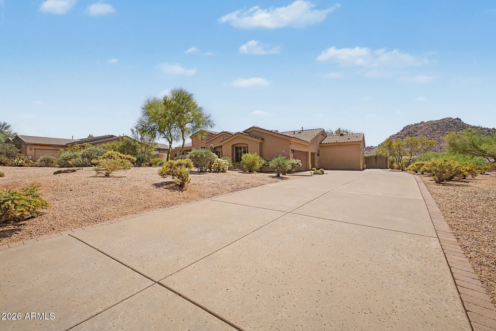 11427 E Pinon Drive, Scottsdale, AZ 85262 — photo 3 of 44