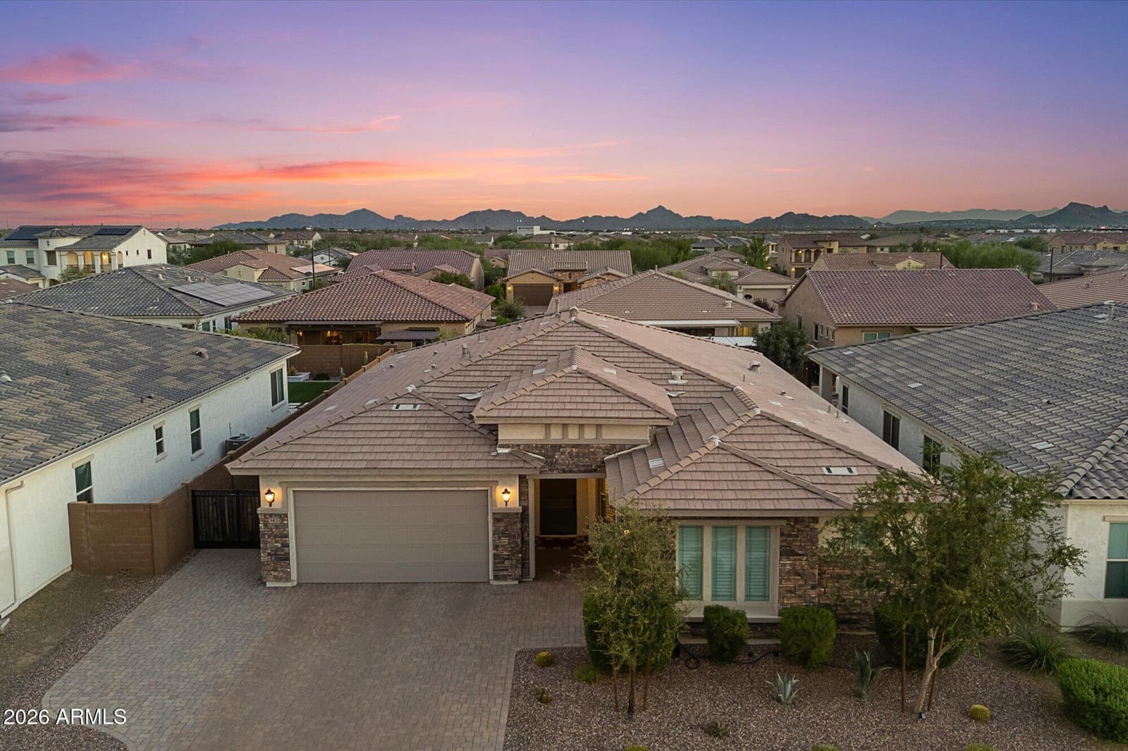 3437 E Daley Lane, Phoenix, AZ 85050 — photo 2 of 57