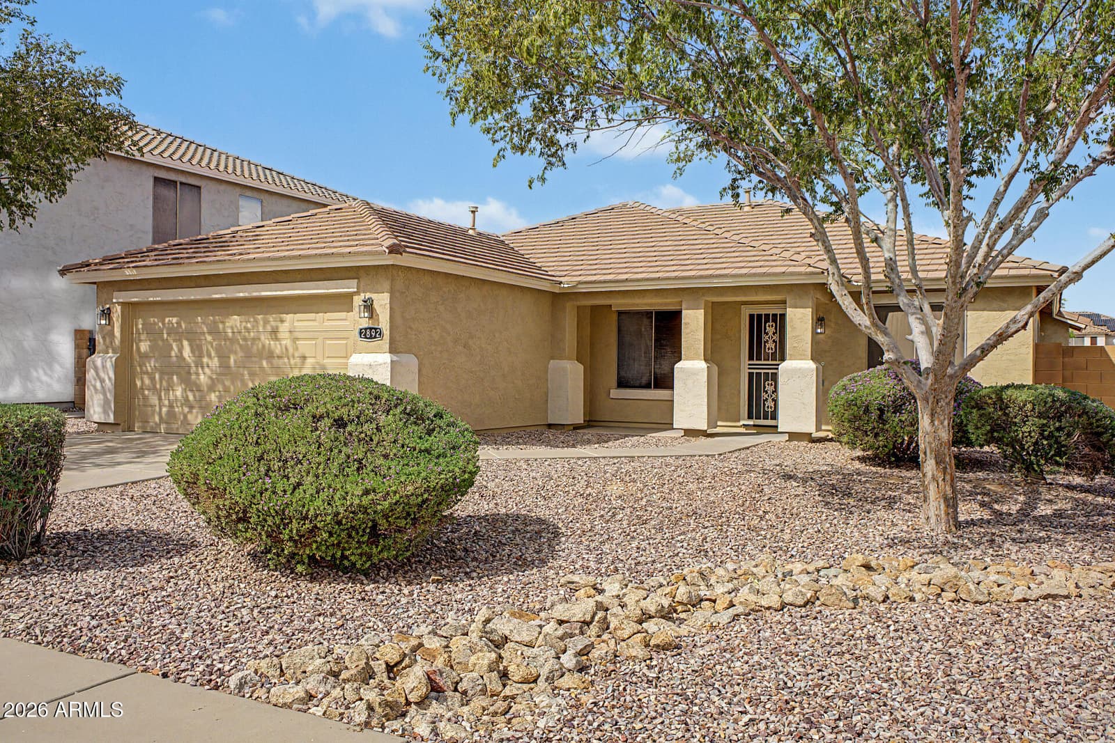 2892 W Goldmine Mountain Drive, San Tan Valley, AZ 85144 — photo 5 of 34