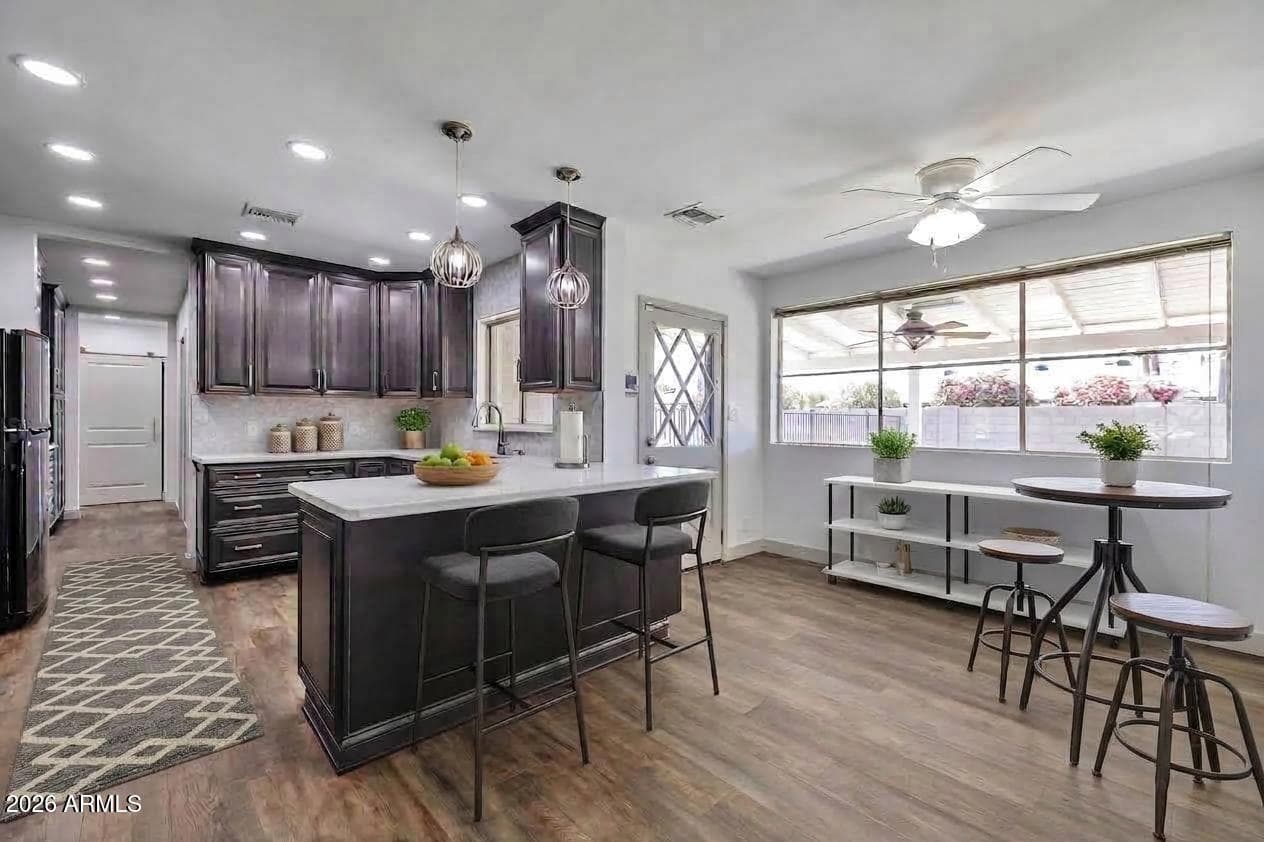 8215 E Cambridge Avenue, Scottsdale, AZ 85257 — photo 9 of 33