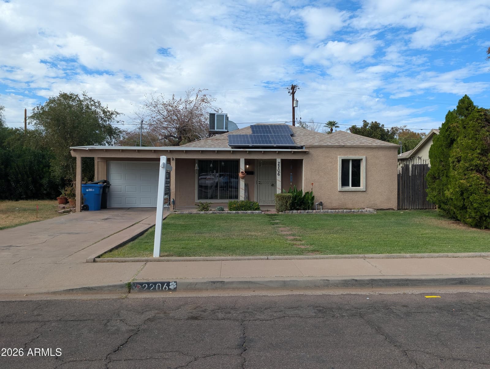 2206 E Yale Street, Phoenix, AZ 85006 — photo 4 of 38