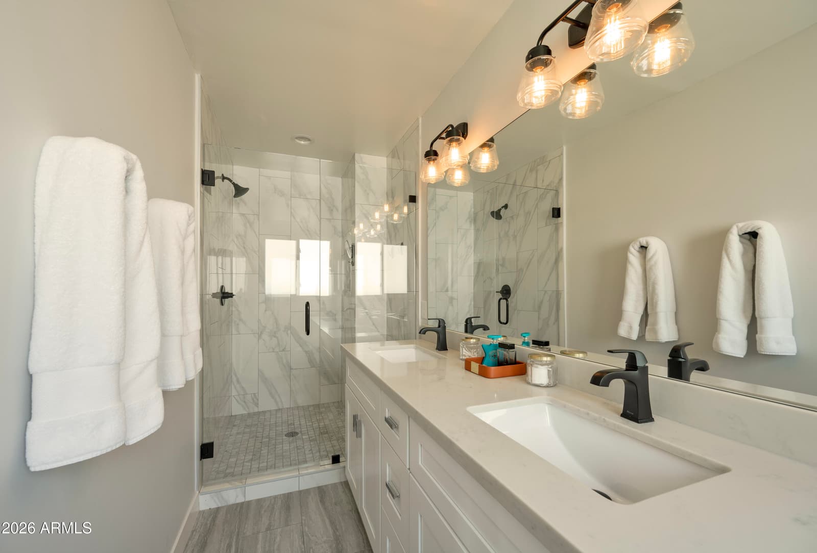 3802 E Heatherbrae Drive, Phoenix, AZ 85018 — photo 15 of 33
