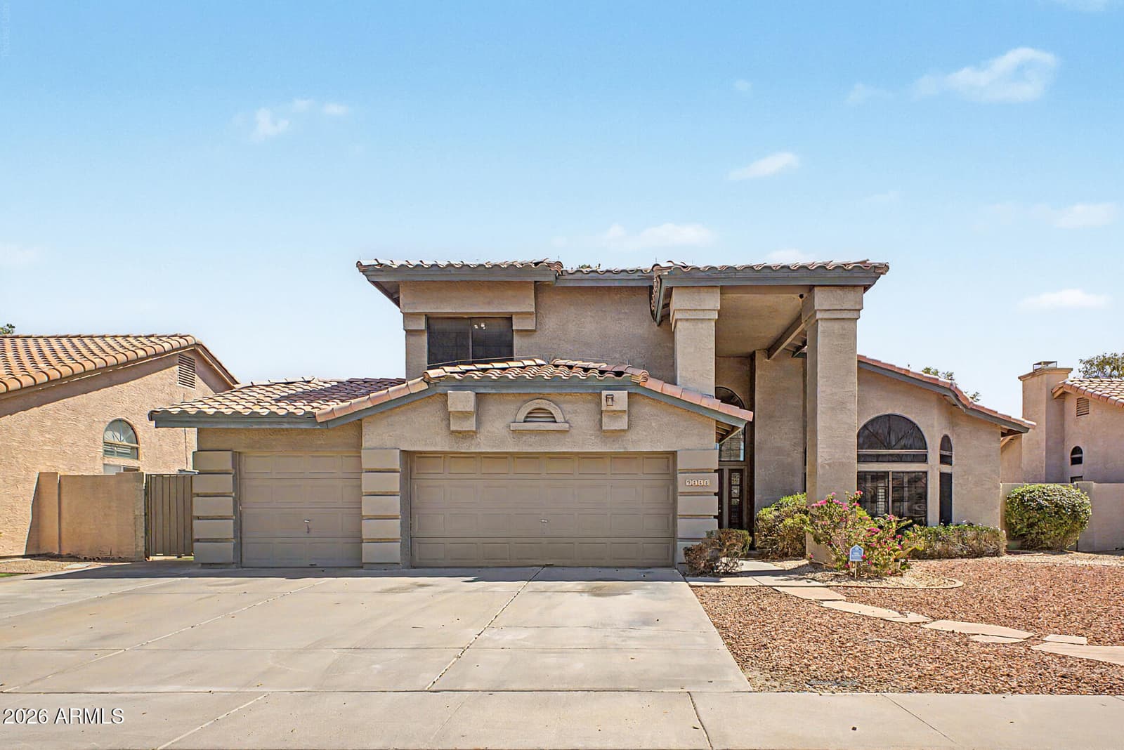 9555 S Palm Drive, Tempe, AZ 85284 — photo 1 of 51