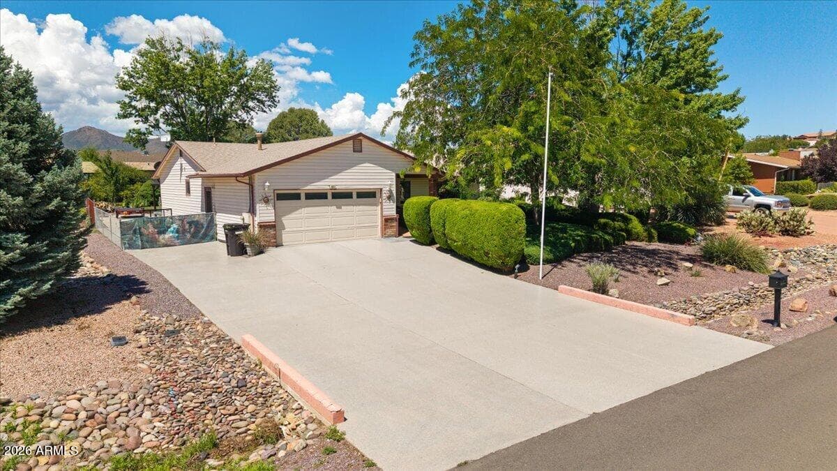 10817 E Turquoise Circle, Dewey, AZ 86327 — photo 2 of 23