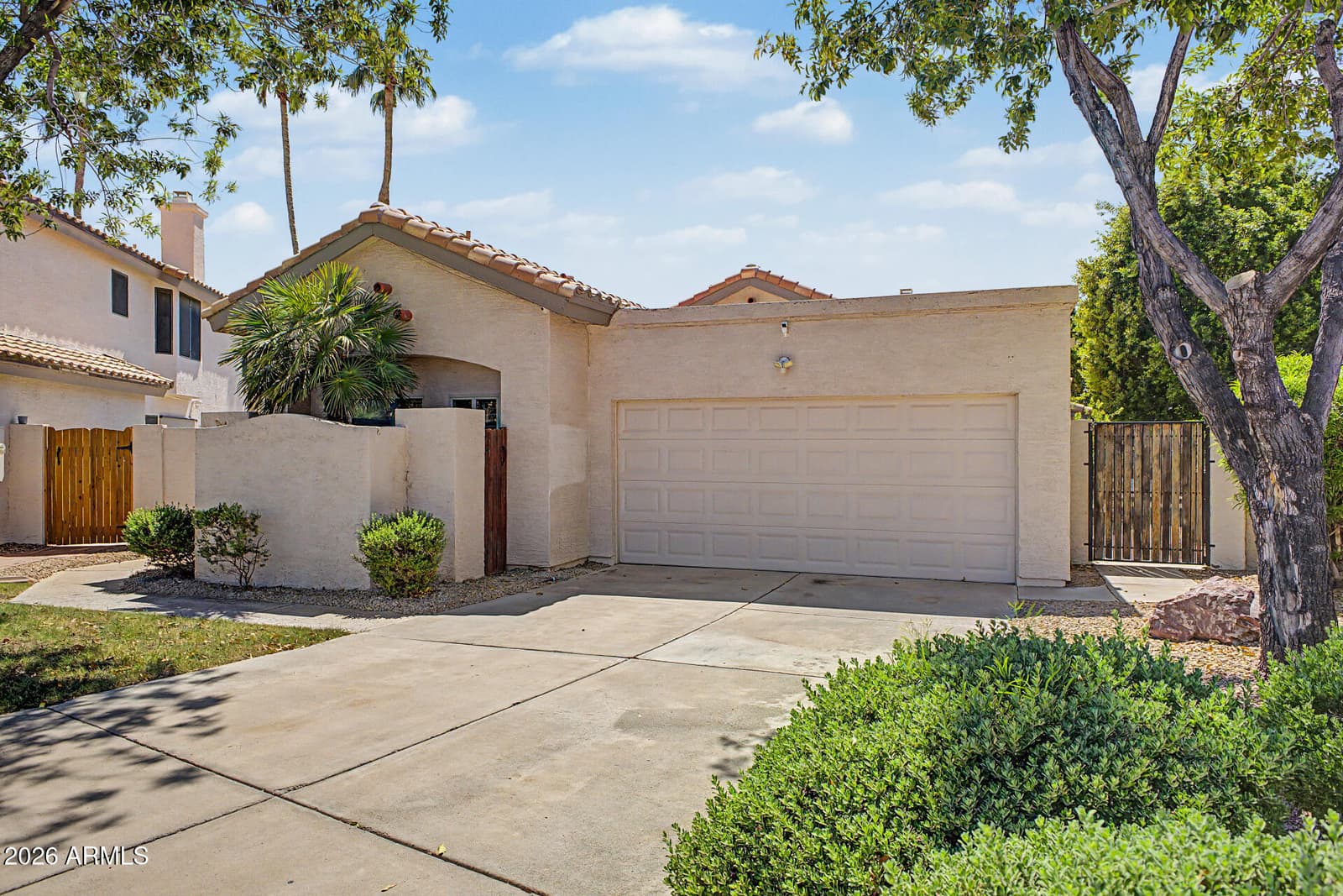 11049 W Crimson Lane, Avondale, AZ 85323 — photo 5 of 51