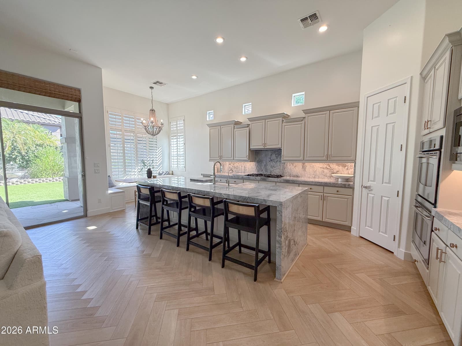 3818 E Crest Lane, Phoenix, AZ 85050 — photo 5 of 48