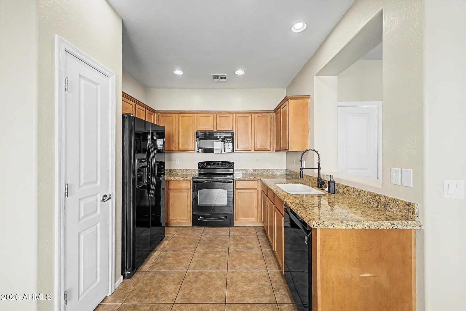 108 E Palomino Drive, Gilbert, AZ 85296 — photo 11 of 27