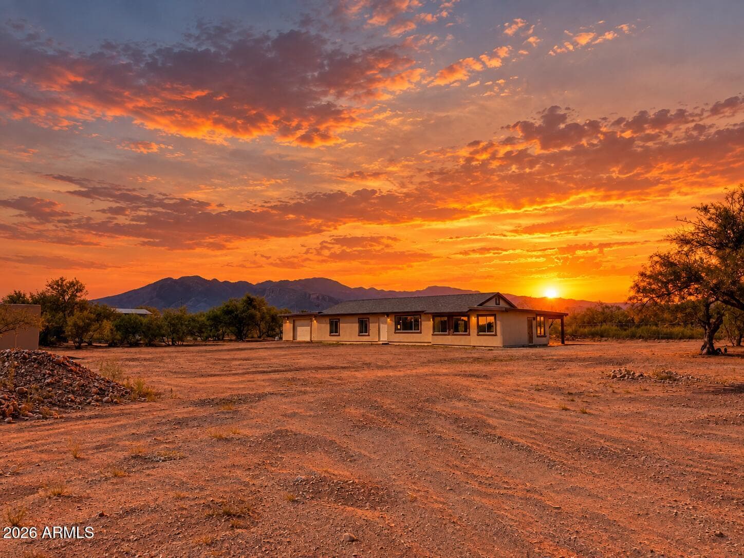 7024 E Valley Drive, Sierra Vista, AZ 85650 — photo 1 of 41