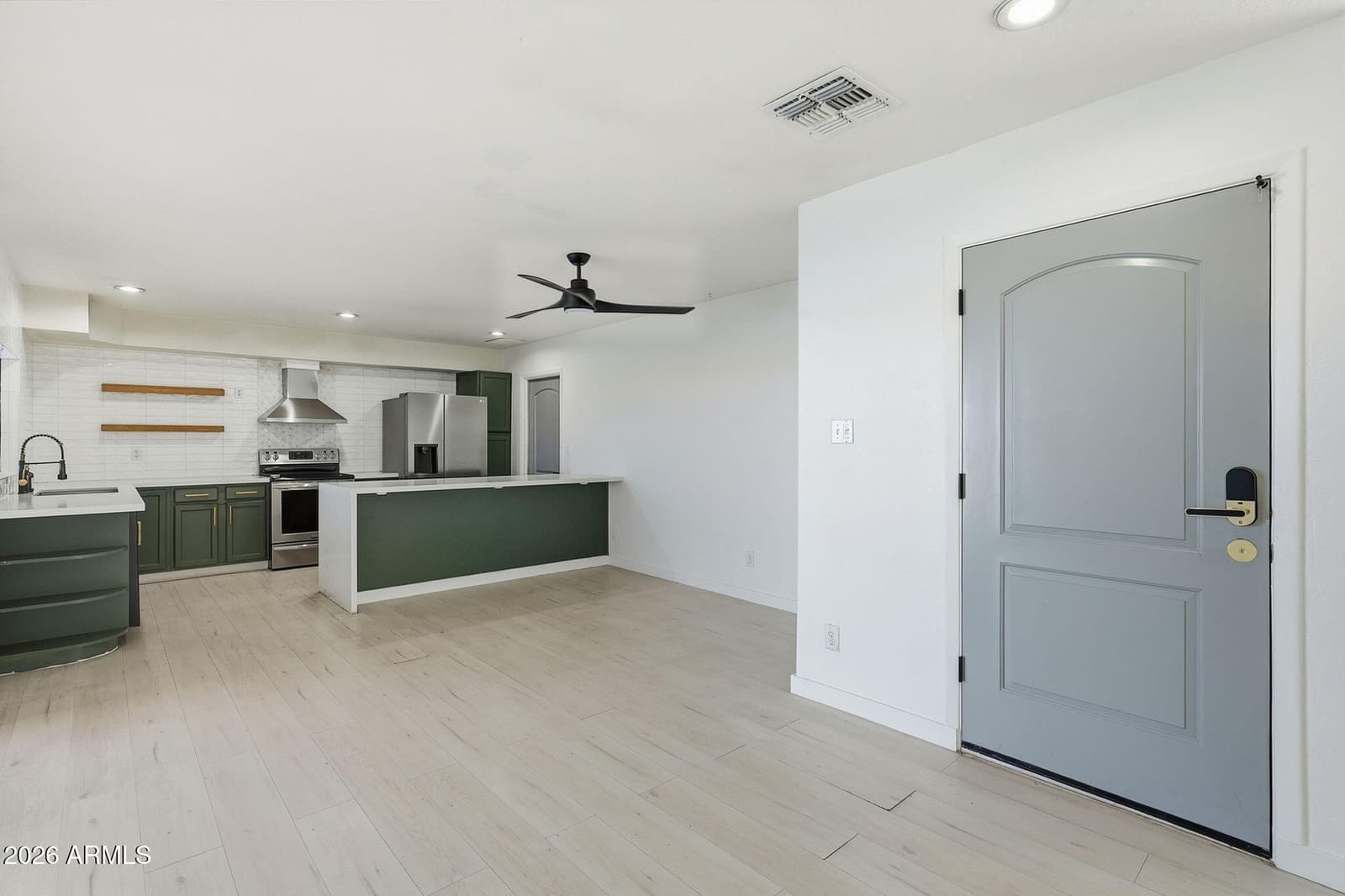 917 N Roosevelt Circle, Scottsdale, AZ 85257 — photo 9 of 38
