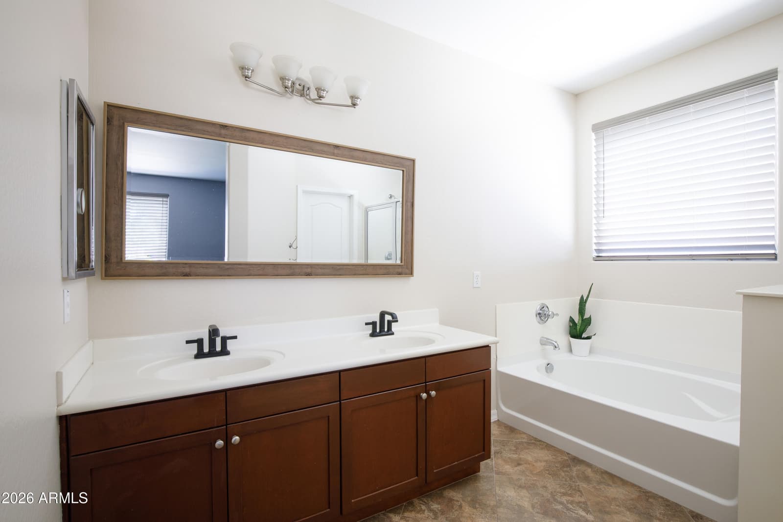 35678 N Tarentaise Drive, San Tan Valley, AZ 85143 — photo 6 of 12
