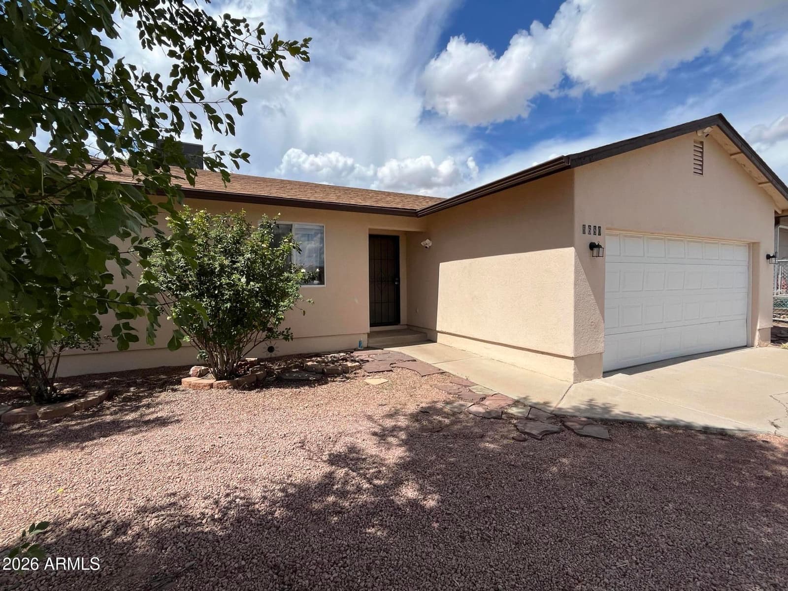 5680 N Debbie Lane, Rimrock, AZ 86335 — photo 4 of 35
