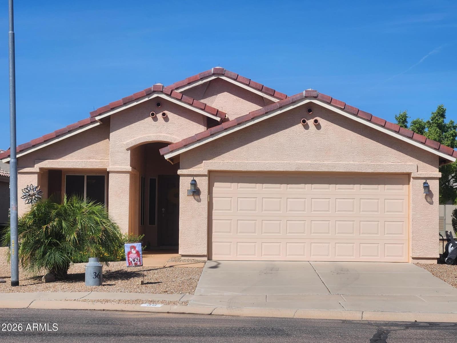 36 S Valencia Court, Casa Grande, AZ 85194 — photo 1 of 16