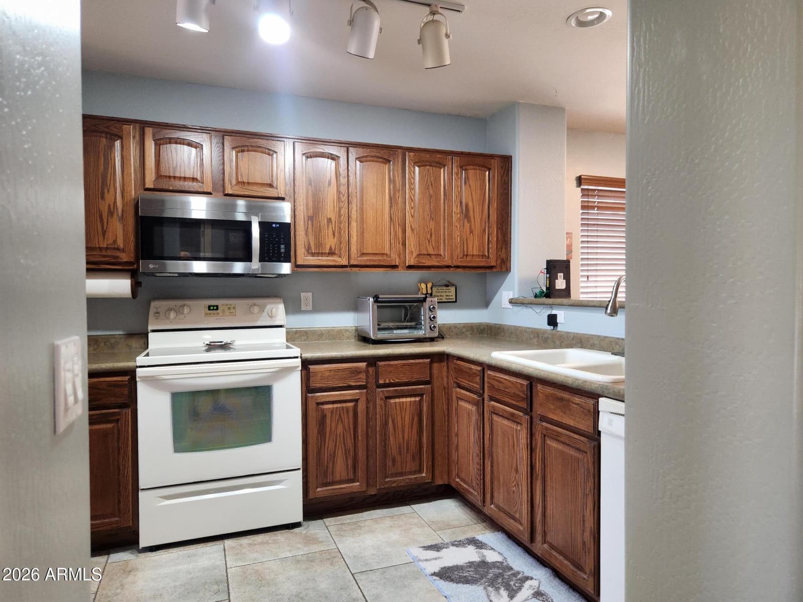 36 S Valencia Court, Casa Grande, AZ 85194 — photo 2 of 16