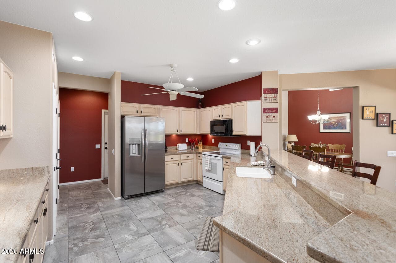 18172 N Petrified Forest Drive, Surprise, AZ 85374 — photo 21 of 54