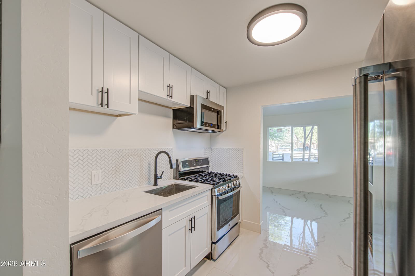 1648 N 38th Drive, Phoenix, AZ 85009 — photo 12 of 37