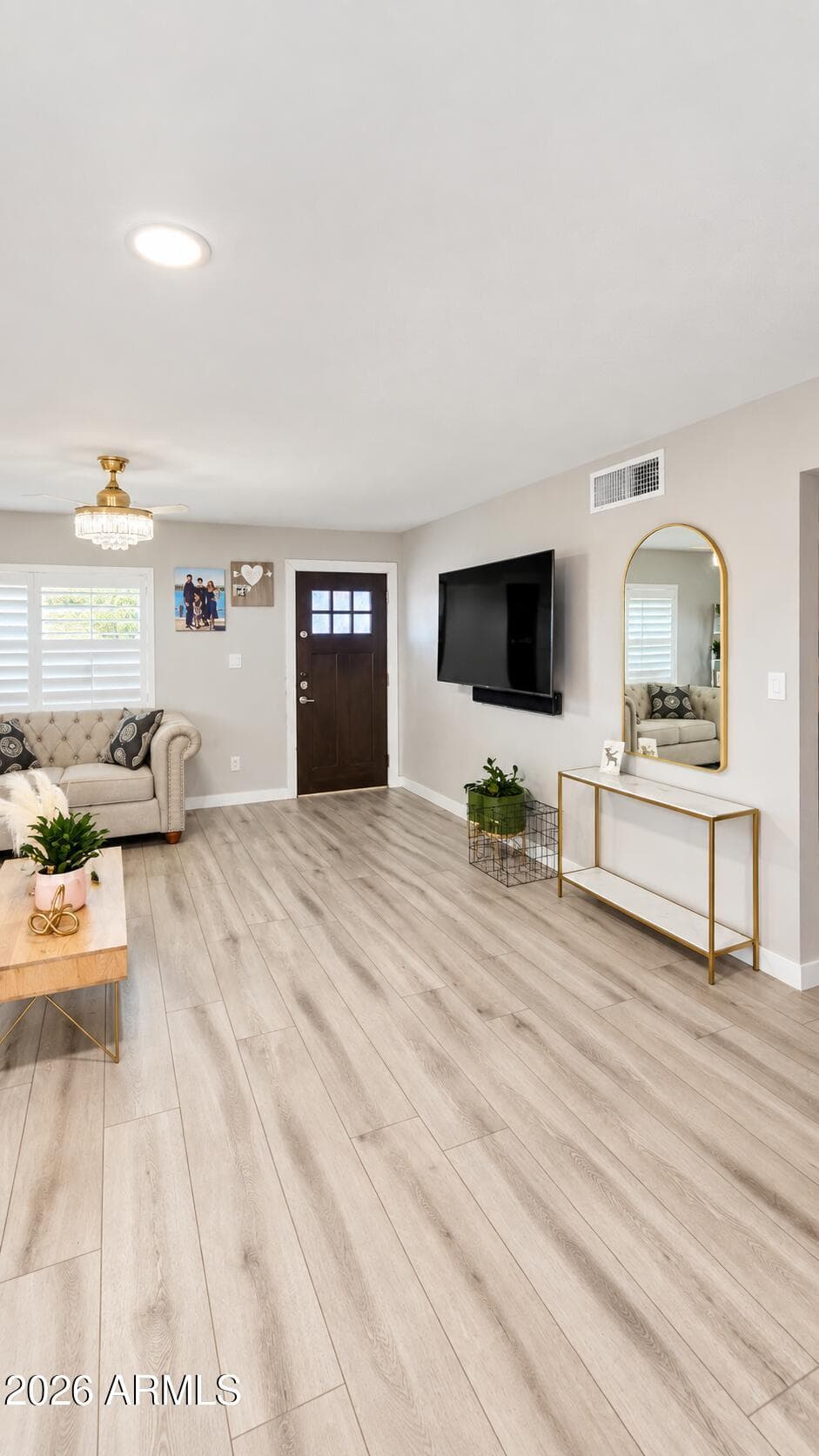 8151 W Turney Avenue, Phoenix, AZ 85033 — photo 5 of 41