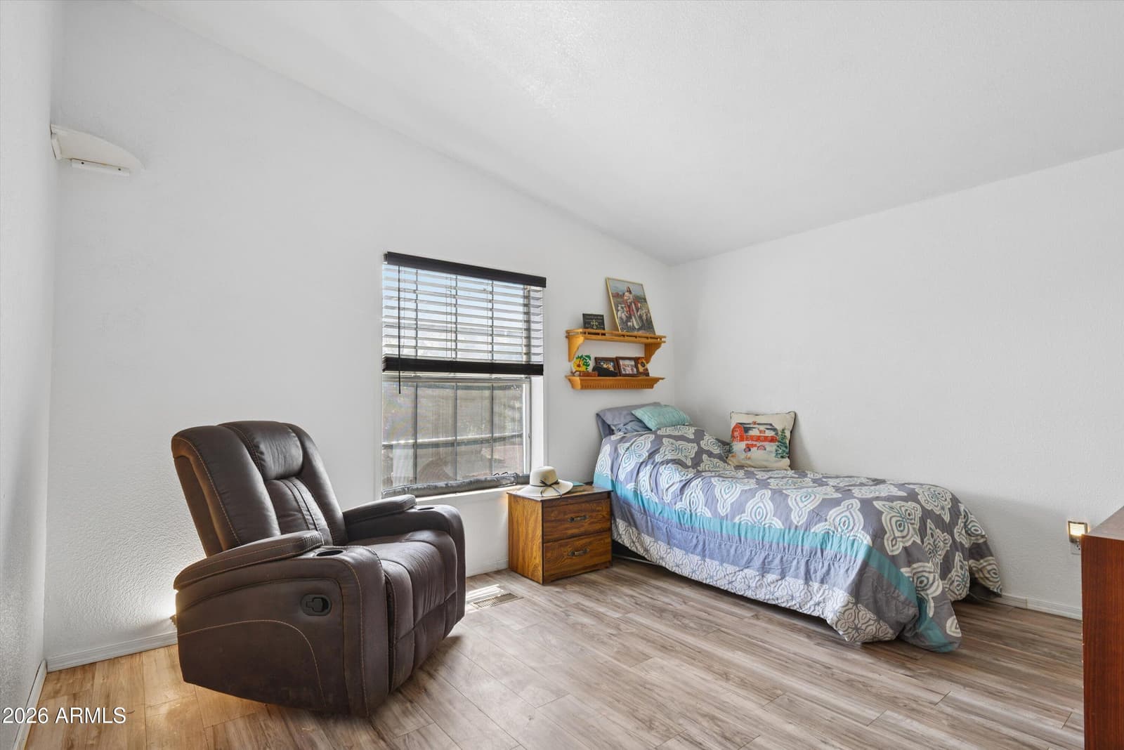 9555 Crosscut Drive, Flagstaff, AZ 86004 — photo 10 of 31