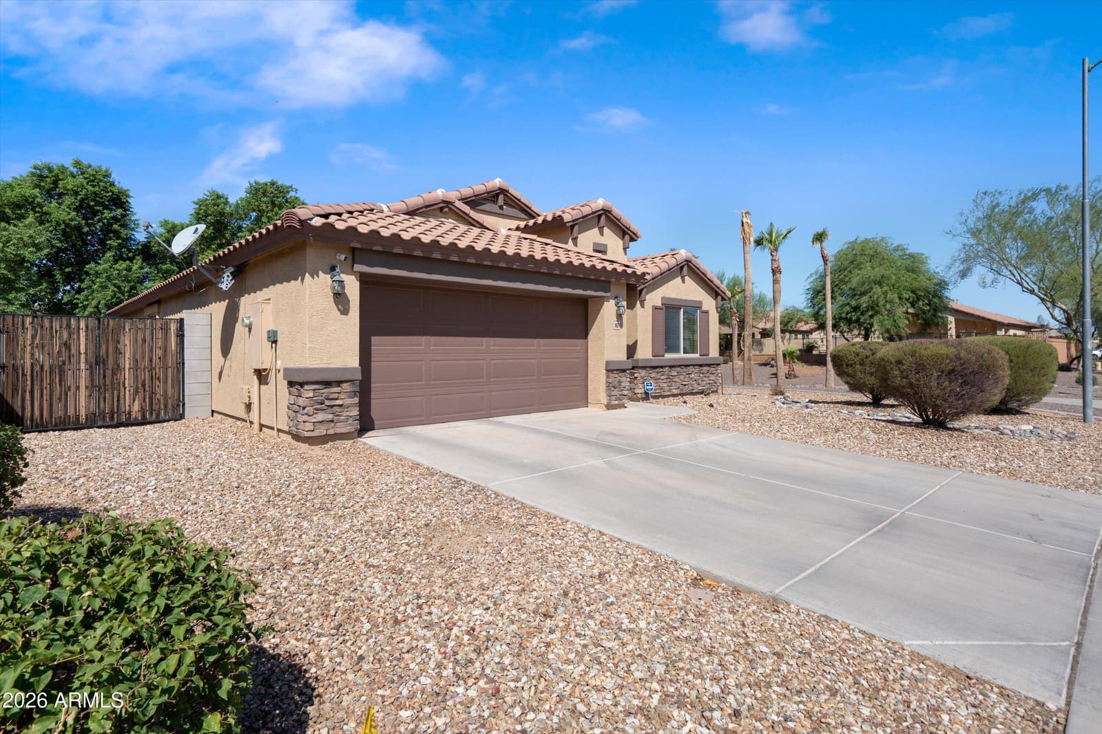 1867 N Vista Lane, Casa Grande, AZ 85122 — photo 5 of 29