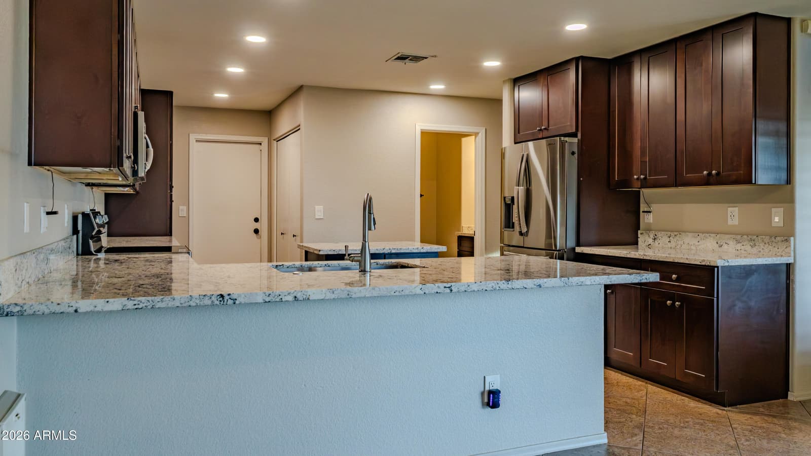 6919 W Via Del Sol Drive, Glendale, AZ 85310 — photo 14 of 32
