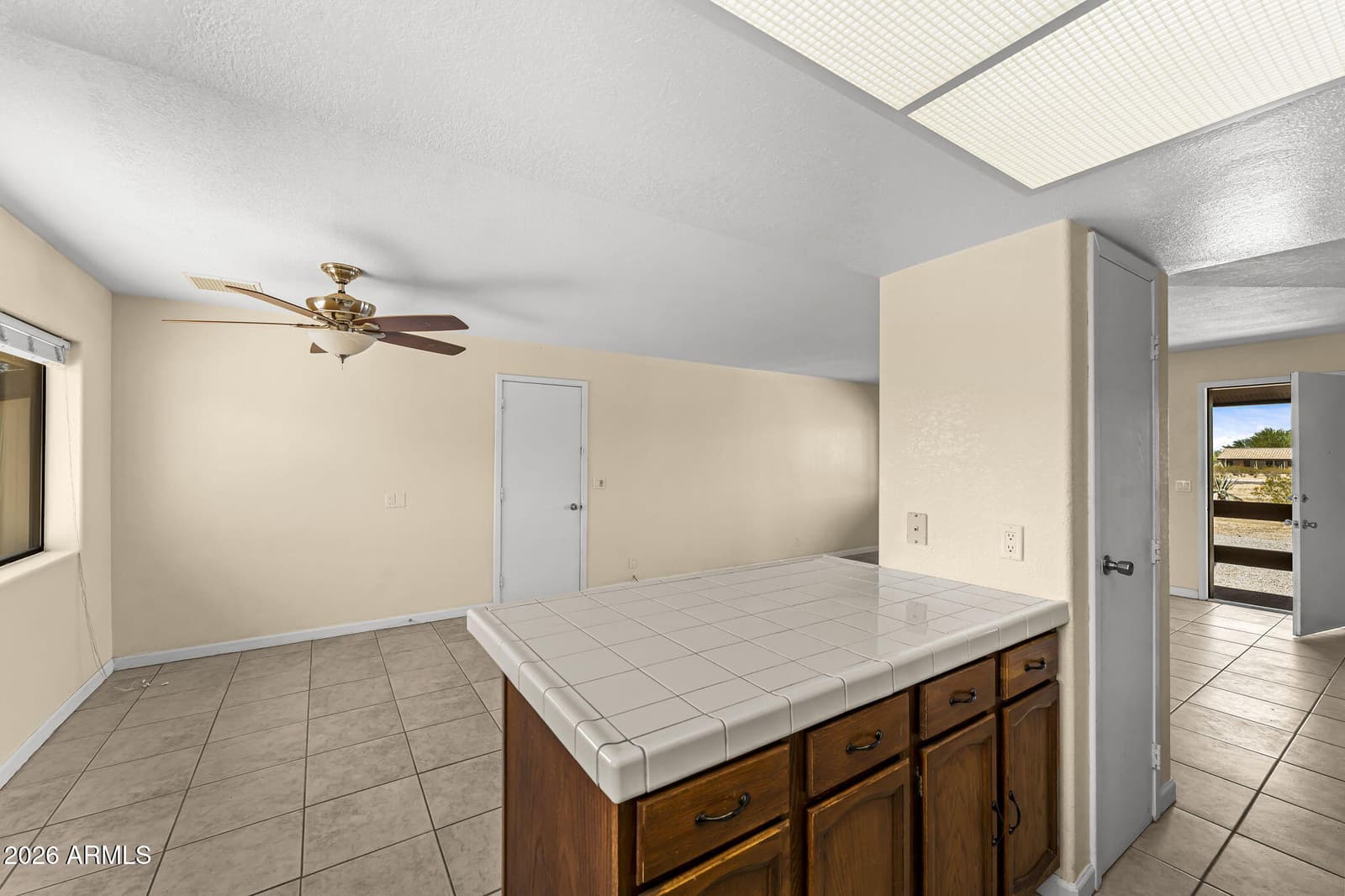 50921 W William Road, Aguila, AZ 85320 — photo 12 of 51