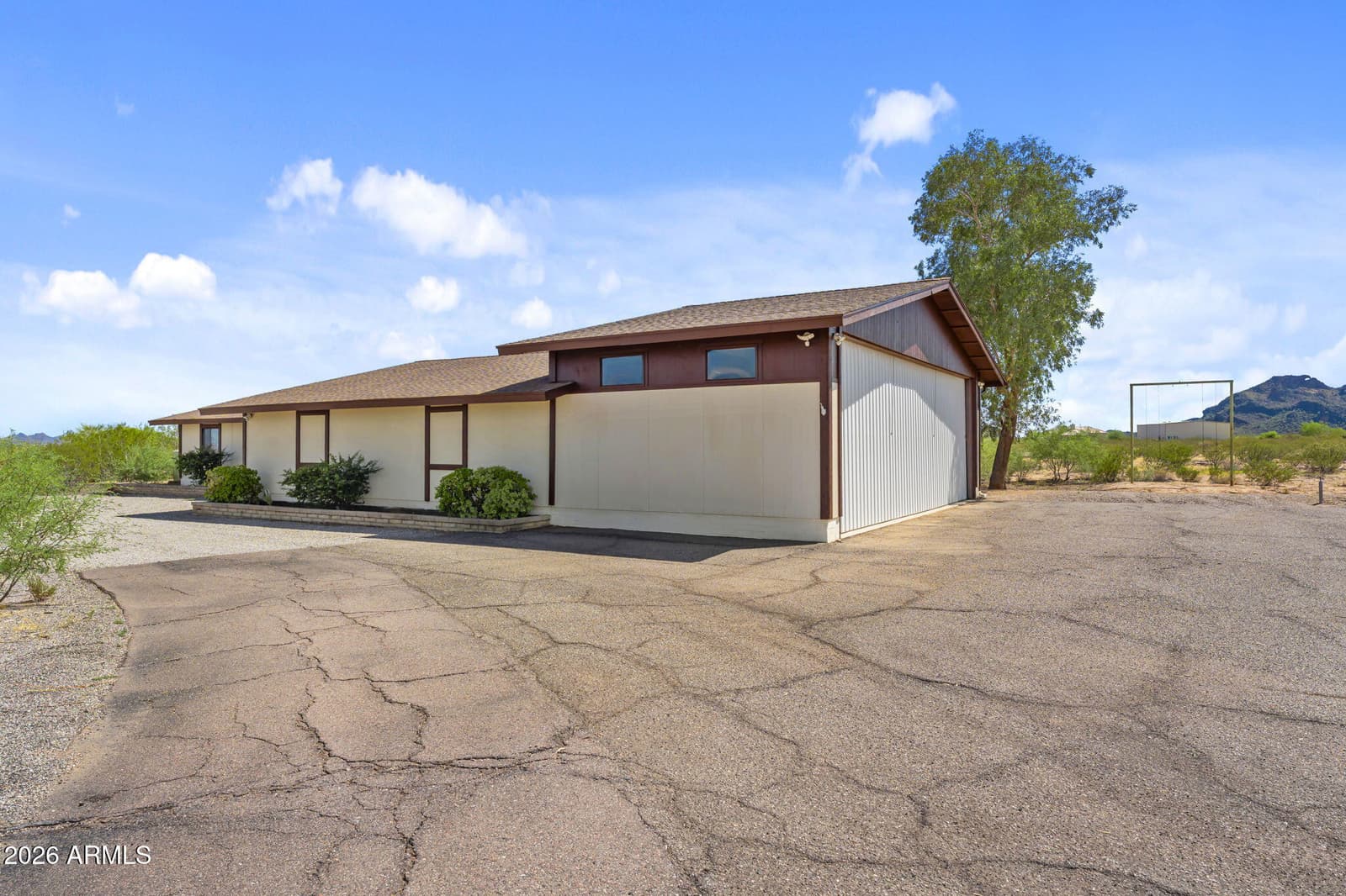 50921 W William Road, Aguila, AZ 85320 — photo 33 of 51