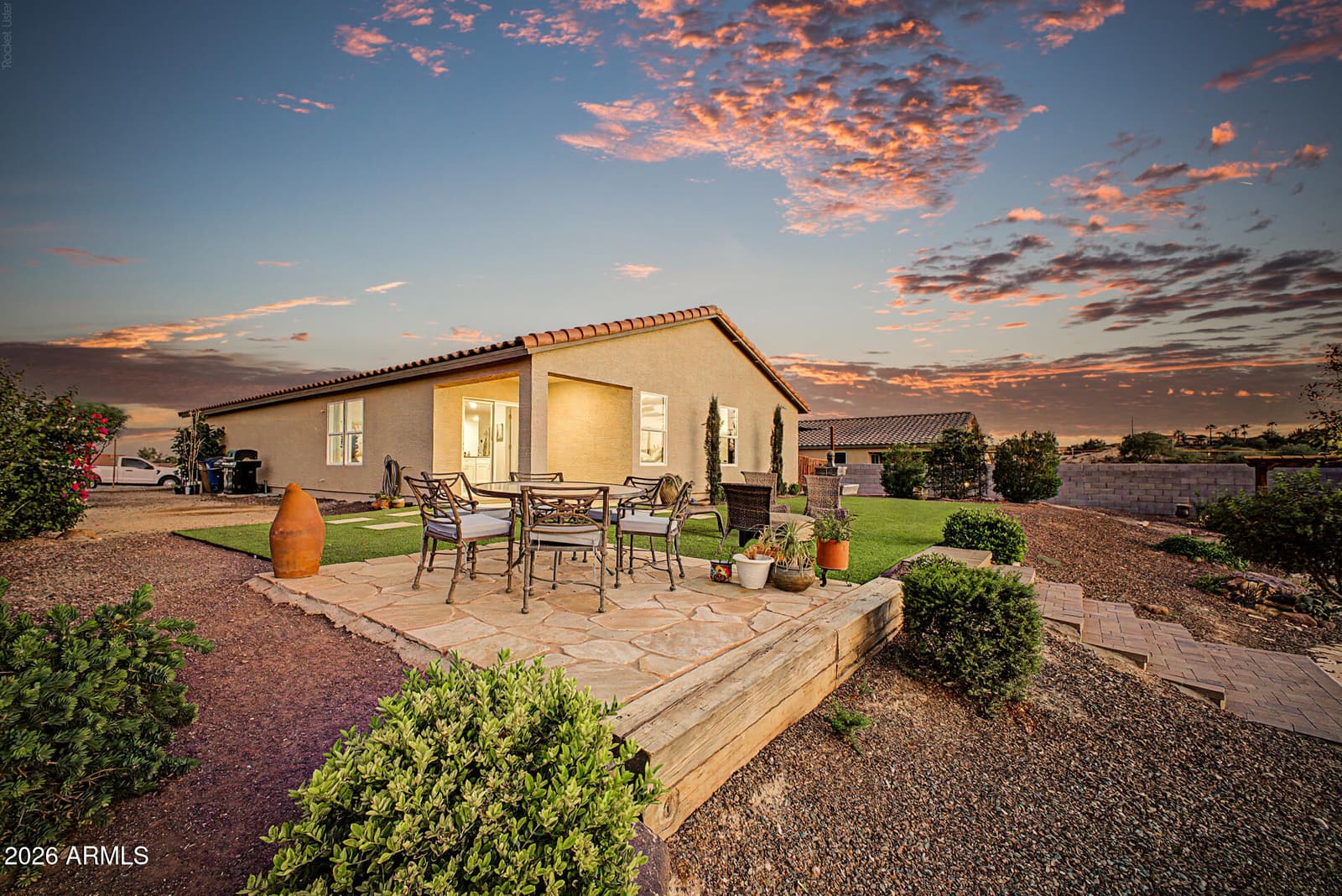 910 Logan Way, Wickenburg, AZ 85390 — photo 4 of 63