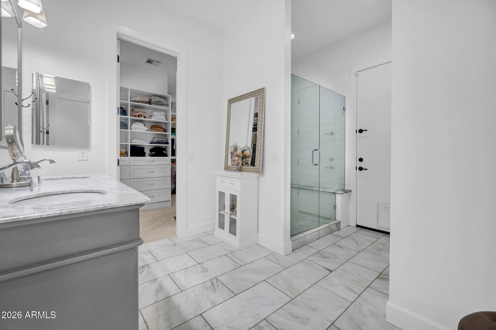 8032 E Del Laton Drive, Scottsdale, AZ 85258 — photo 13 of 38