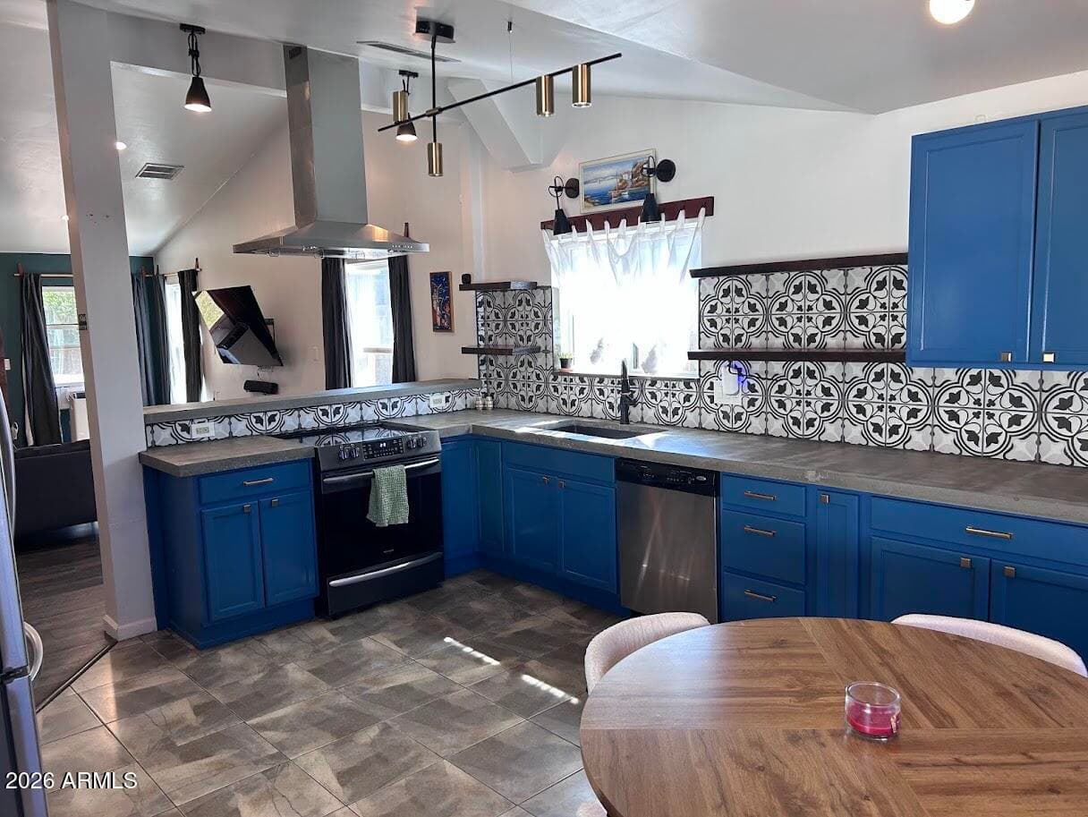4854 Loma Loop, Sierra Vista, AZ 85635 — photo 8 of 37