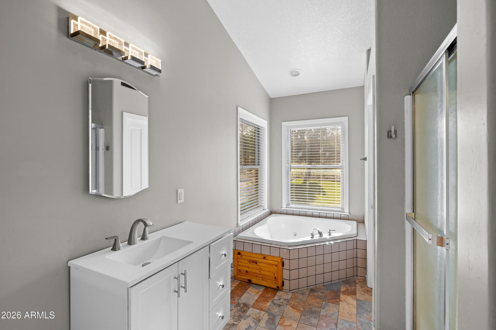 5650 Foster Road, Flagstaff, AZ 86004 — photo 17 of 34