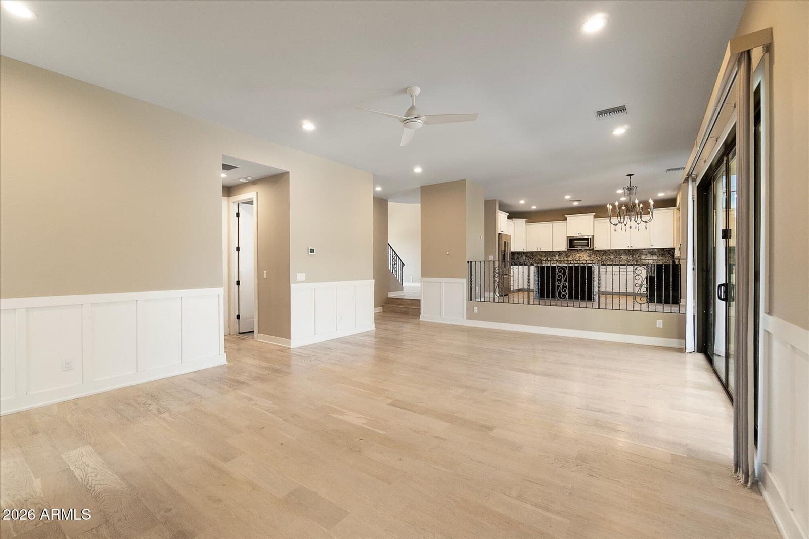 4201 N 42nd Place, Phoenix, AZ 85018 — photo 7 of 27