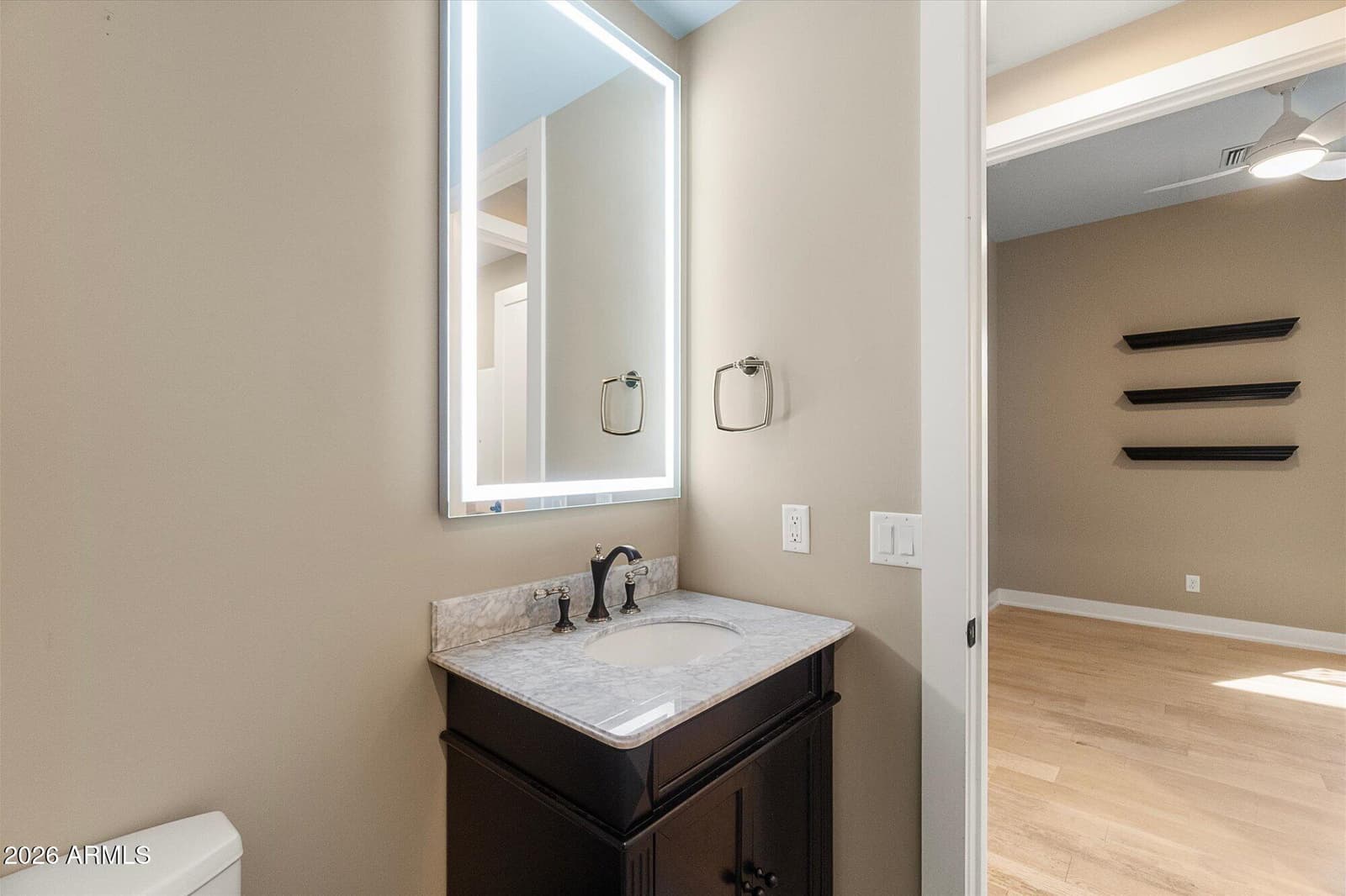 4201 N 42nd Place, Phoenix, AZ 85018 — photo 11 of 27
