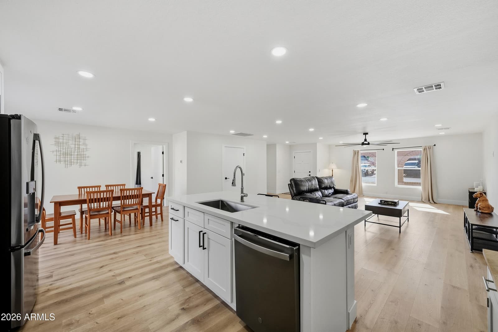 6607 S Mitchell Drive, Tempe, AZ 85283 — photo 10 of 29