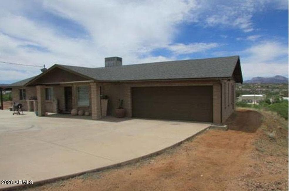 922 Calle Mateos, Rio Rico, AZ 85648 — photo 2 of 8