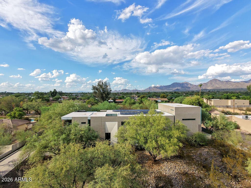 10010 E Jenan Drive, Scottsdale, AZ 85260 — photo 2 of 45