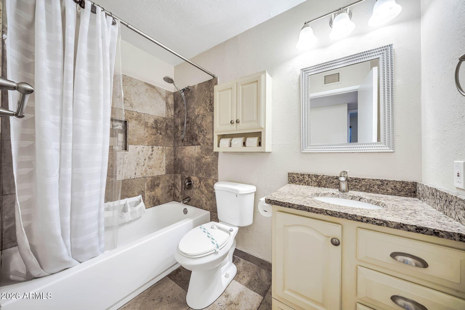 1037 E Diana Avenue, Phoenix, AZ 85020 — photo 9 of 27