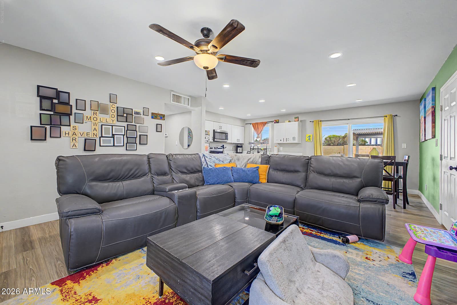 3844 W Caribbean Lane, Phoenix, AZ 85053 — photo 6 of 28