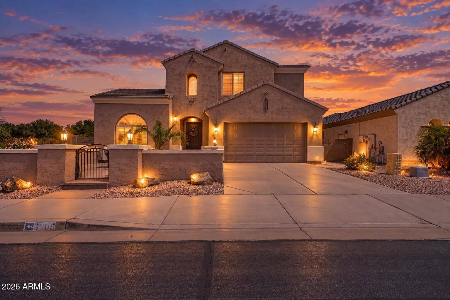 6905 S Sapphire Way, Chandler, AZ 85249 — photo 1 of 51