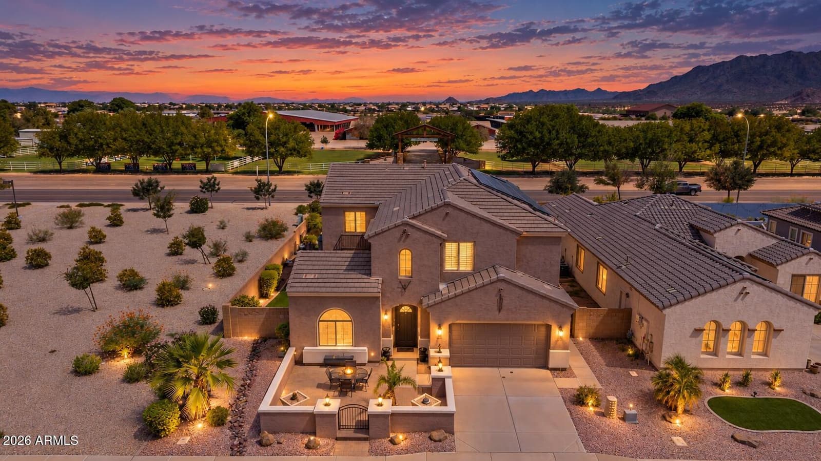 6905 S Sapphire Way, Chandler, AZ 85249 — photo 2 of 51
