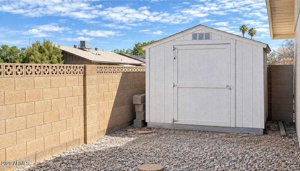 2612 S Juniper Street, Tempe, AZ 85282 — photo 23 of 33