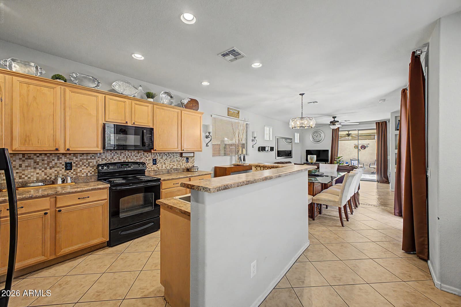 1807 E Dunbar Drive, Phoenix, AZ 85042 — photo 12 of 29