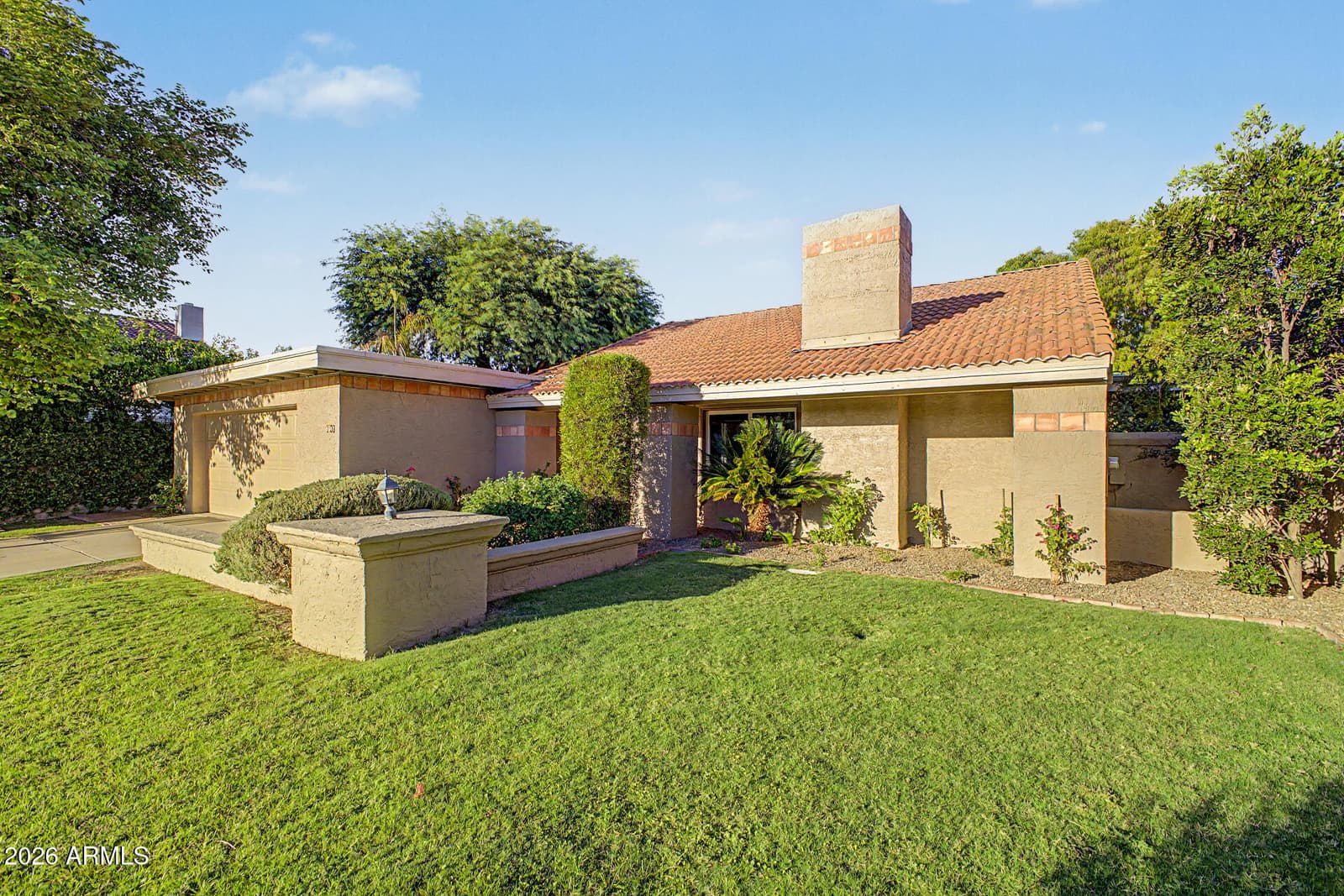 8547 N Woodland Court, Scottsdale, AZ 85258 — photo 2 of 63
