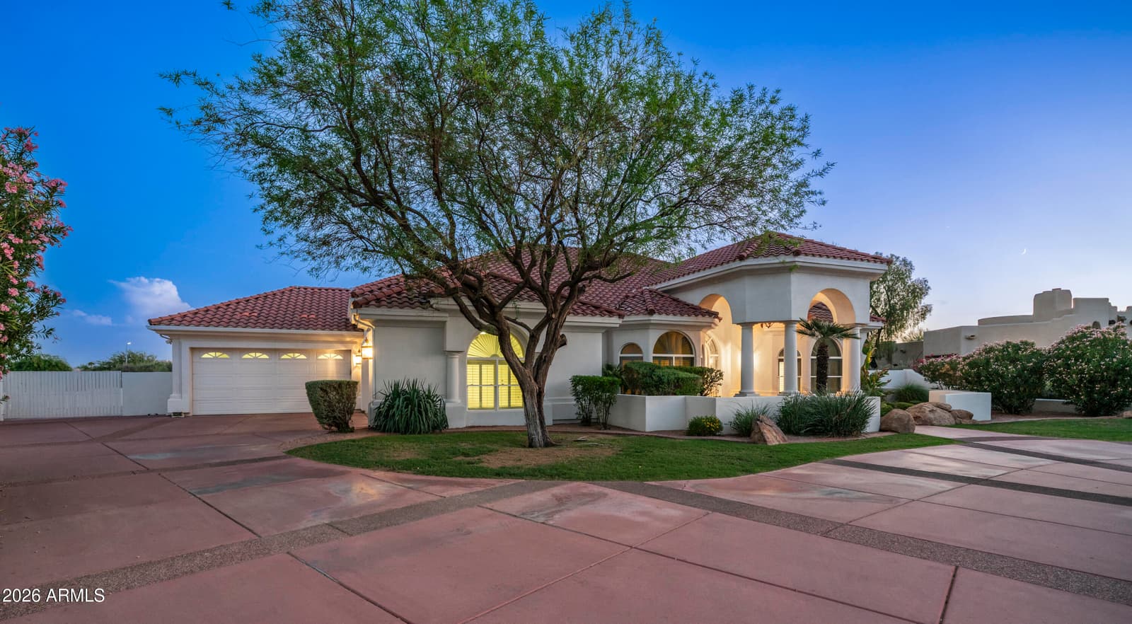 12245 S Running Bear Court, Phoenix, AZ 85044 — photo 2 of 79